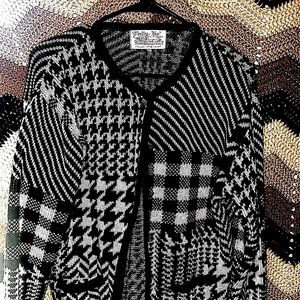 VTG Geometric Oversized Cardigan Sweater: Size M